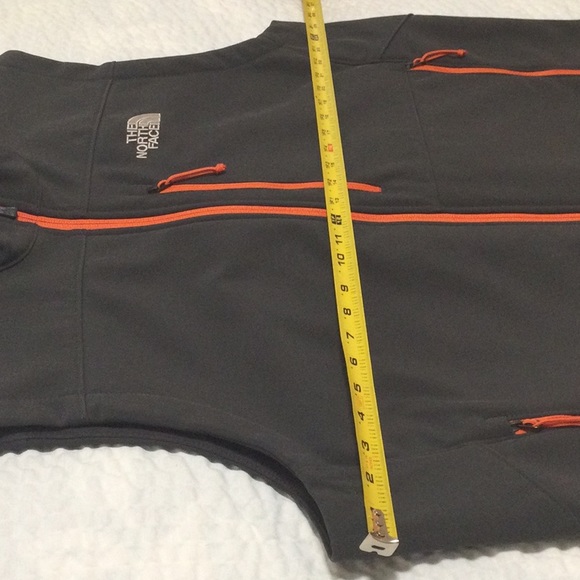 EUC Mens XL The North Face Gray/Orange Vest - Picture 8 of 16